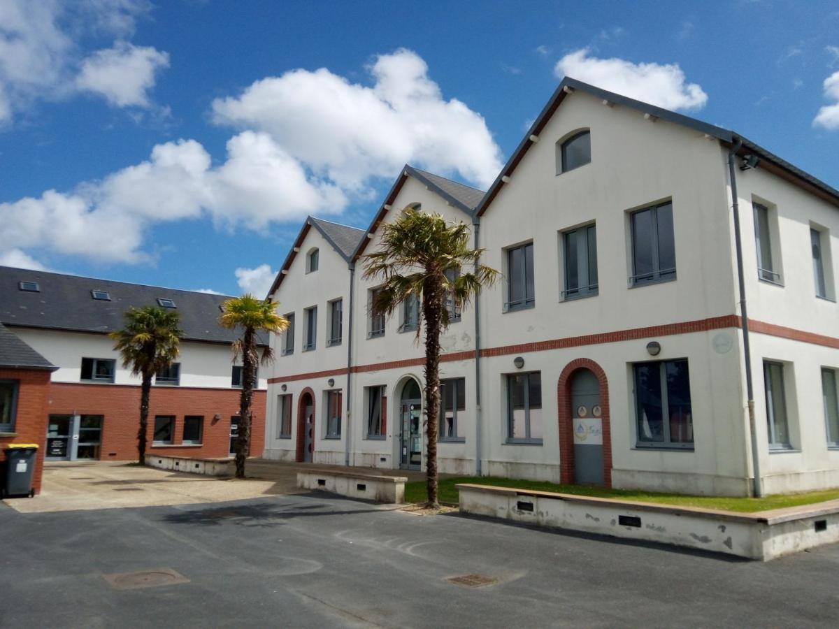 Auberge De Jeunesse Hi Cherbourg Bagian luar foto