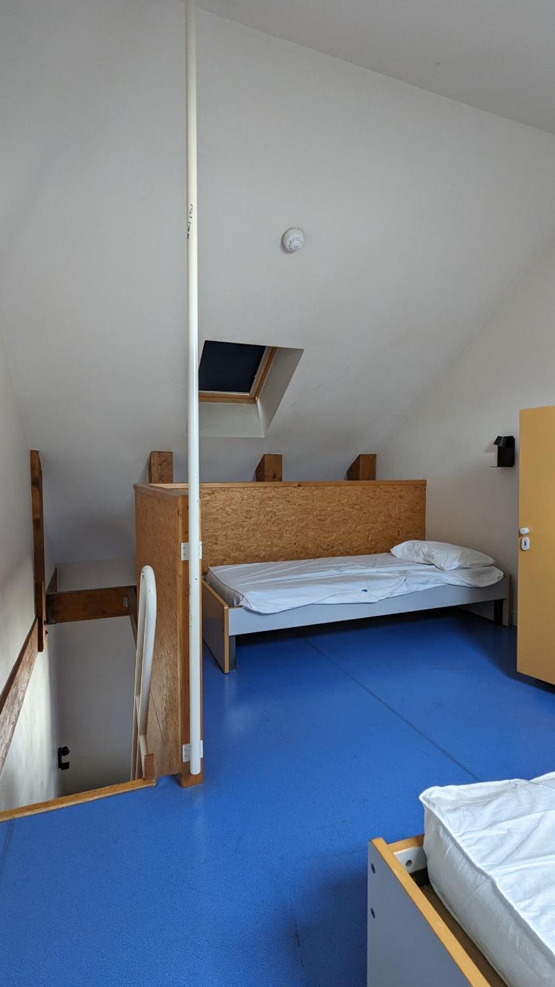 Auberge De Jeunesse Hi Cherbourg Bagian luar foto