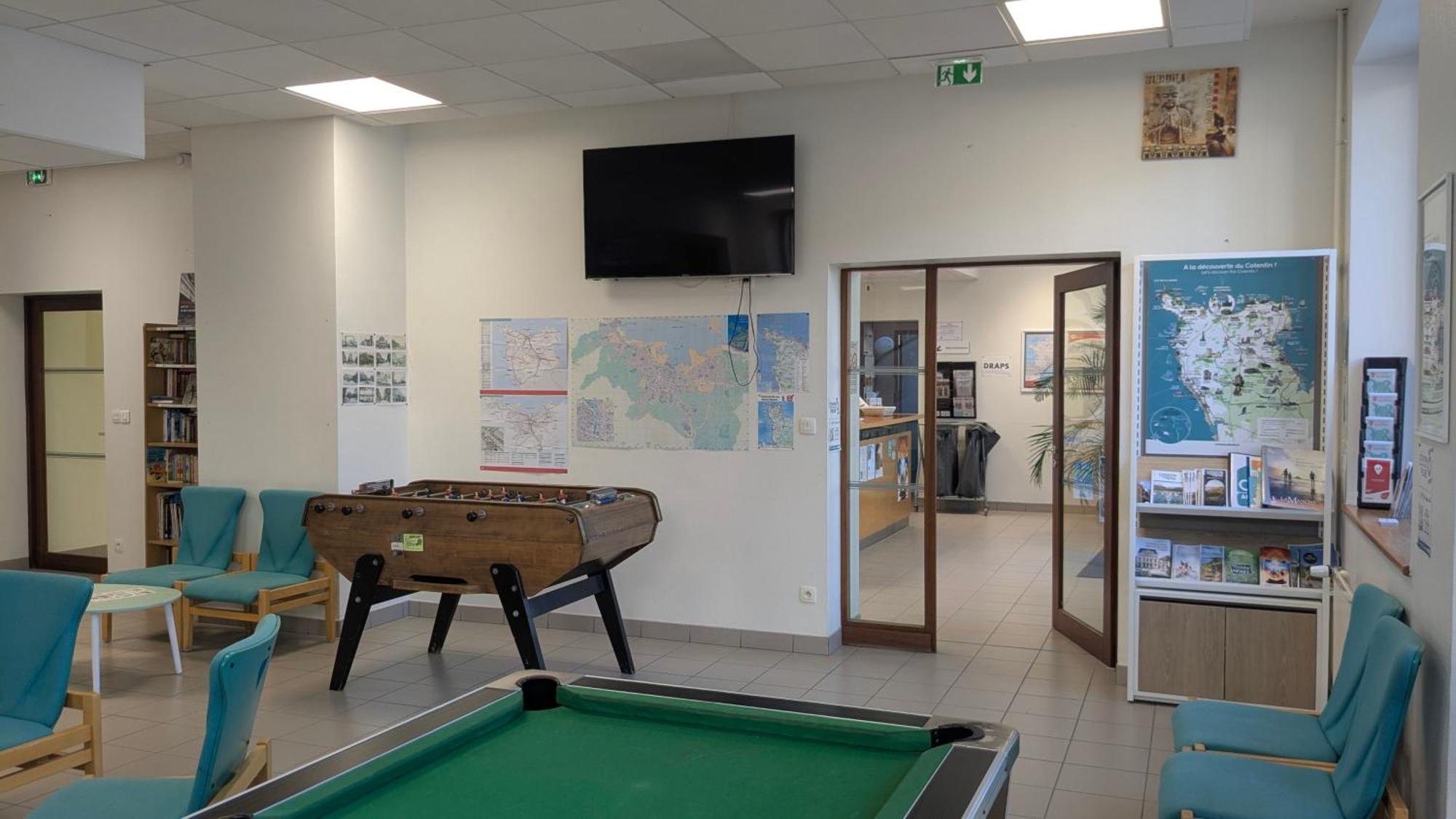 Auberge De Jeunesse Hi Cherbourg Bagian luar foto